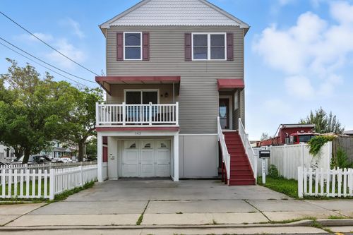 142 W Montgomery Ave, Wildwood, NJ, 08260-1715 | Card Image
