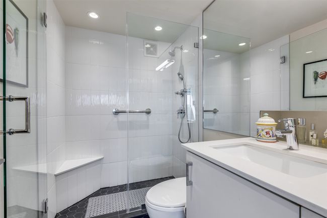 APT-2214 - 3883 Turtle Creek Blvd, Condo with 2 bedrooms, 2 bathrooms and null parking in Dallas TX | Image 25