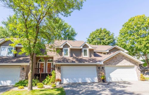 18498 Cherry Tree Ct, Minnetonka, MN, 55345-6900 | Card Image