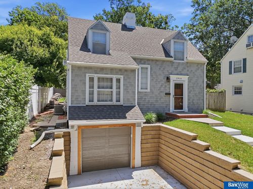 2916 S 26th St, Lincoln, NE, 68502-5001 | Card Image