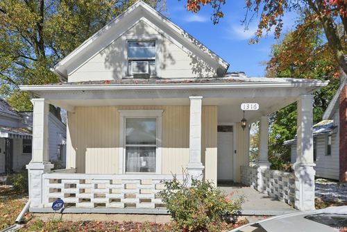 1316 Sinclair St, Fort Wayne, IN, 46808-2652 | Card Image