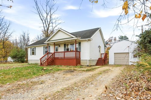 5841 Miller Rd, Vassar, MI, 48768-9259 | Card Image