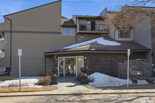 219-2233 St Henry Ave, Saskatoon, SK, S7M5K6 | Card Image