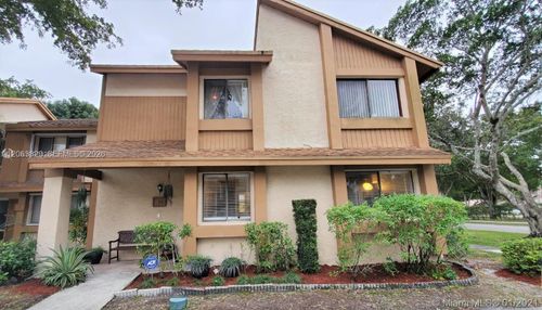 216-40 Wimbledon Lake Dr, Plantation, FL, 33324-2420 | Card Image
