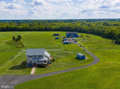 11801 Parkgate Dr, NOKESVILLE, VA, 20181-2719 | Card Image