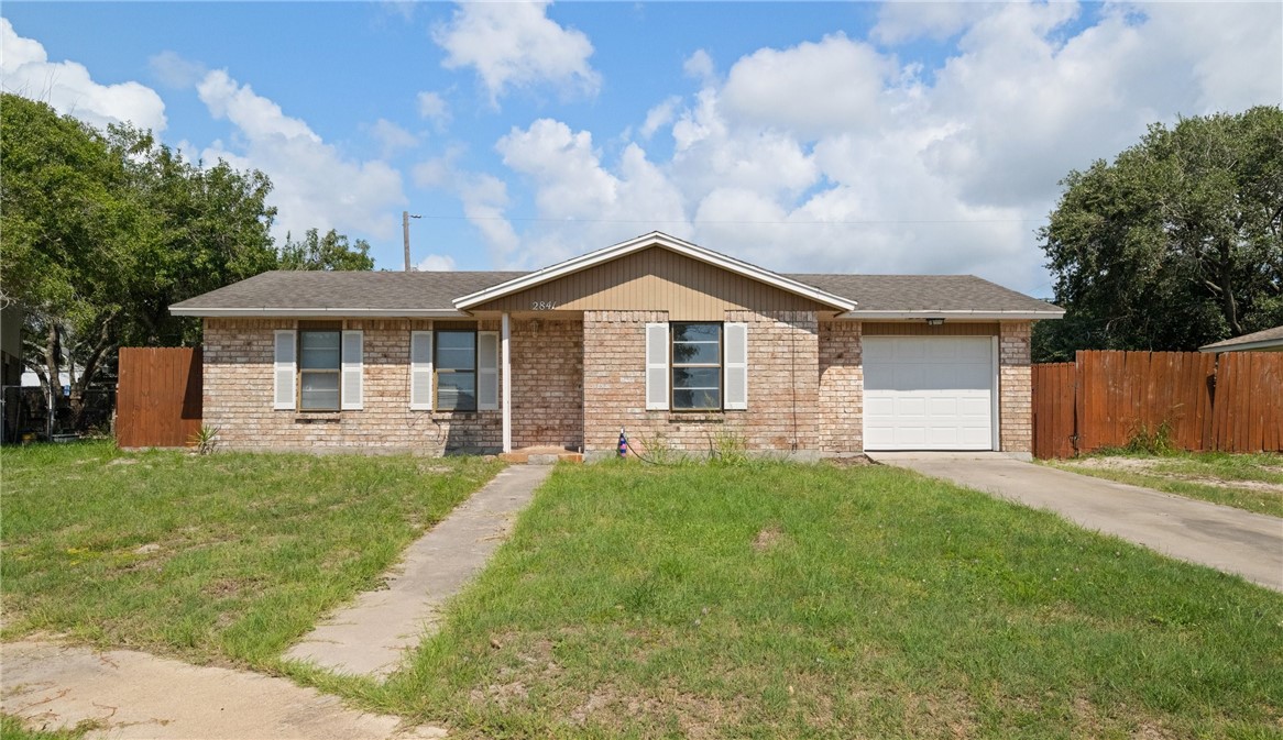 Sea Dr, Corpus Christi, TX 78418