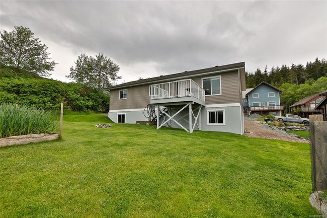 570 Venture Pl, House other with 2 bedrooms, 2 bathrooms and 3 parking in Port McNeill BC | Image 17