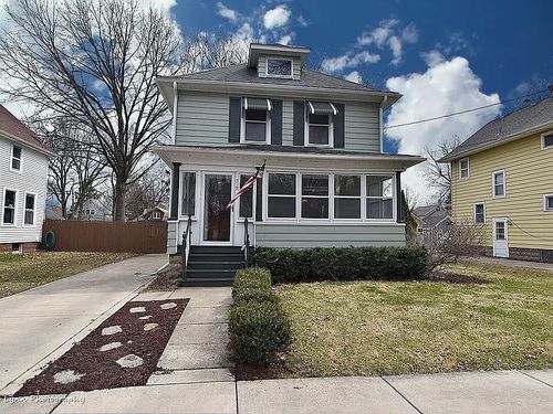 519 Palace St, Aurora, IL, 60506-3015 | Card Image