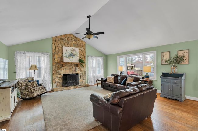117 Terrence Ct, House other with 3 bedrooms, 2 bathrooms and 2 parking in Greer SC | Image 7