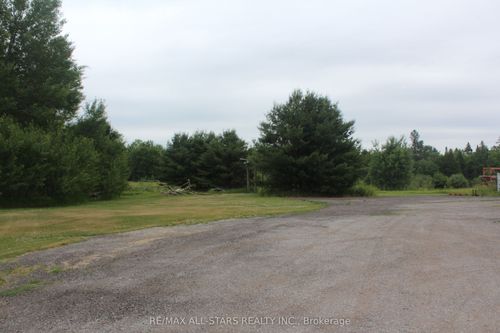 19517 Kennedy Rd, Sharon, ON, L0G1V0 | Card Image