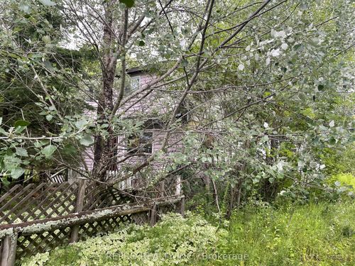 65 Edward St, Porquis Junction, ON, P0N1E0 | Card Image