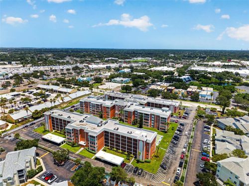 105-6960 20th Ave N, ST PETERSBURG, FL, 33710-4722 | Card Image