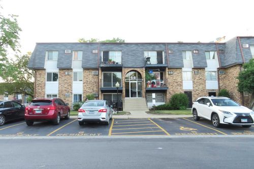 201-6B E Dundee Quarter Drive, Palatine, IL, 60074 | Card Image