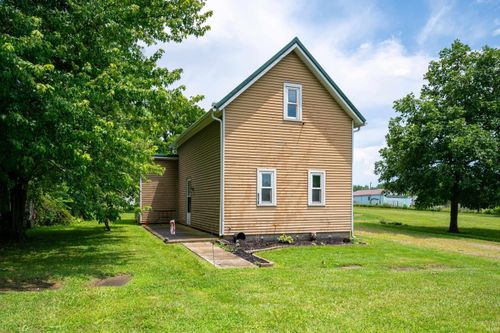 315 Mill St, Geneva, IN, 46740-1040 | Card Image