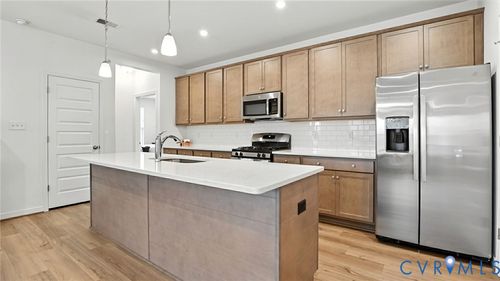 201-12109 Oxford Landing Drive, Glen Allen, VA, 23059 | Card Image