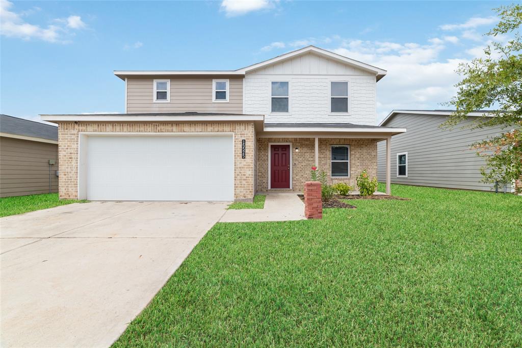 Briar Forest Dr, Conroe, TX 77306