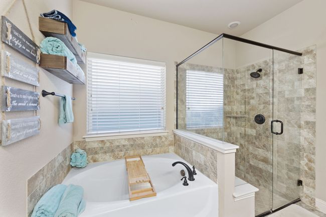 Half bathroom with toilet | Image 16