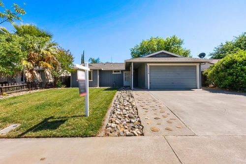 1034 Roosevelt Ave, Winters, CA, 95694-1539 | Card Image