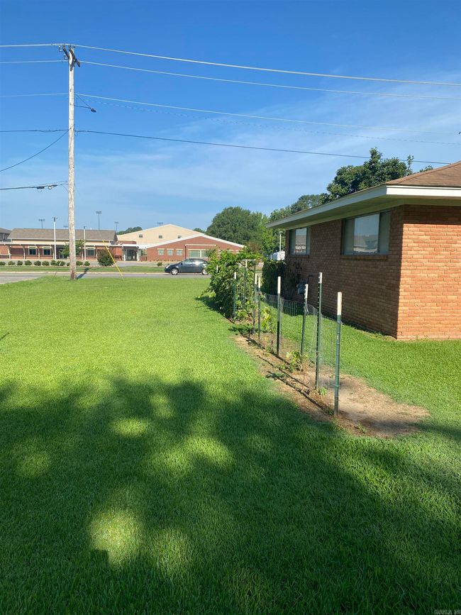 1212 Donaghey Ave, House other with 4 bedrooms, 3 bathrooms and null parking in Conway AR | Image 17