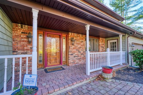 6 Penelope Ln, Huntington, NY, 11743-5909 | Card Image