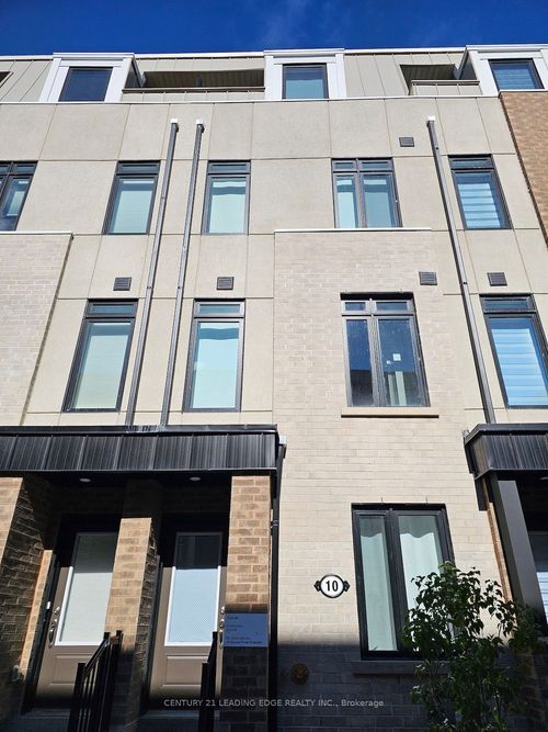 room-1-10 Spruce Pines Cres, Toronto, ON, M4A0A9 | Card Image