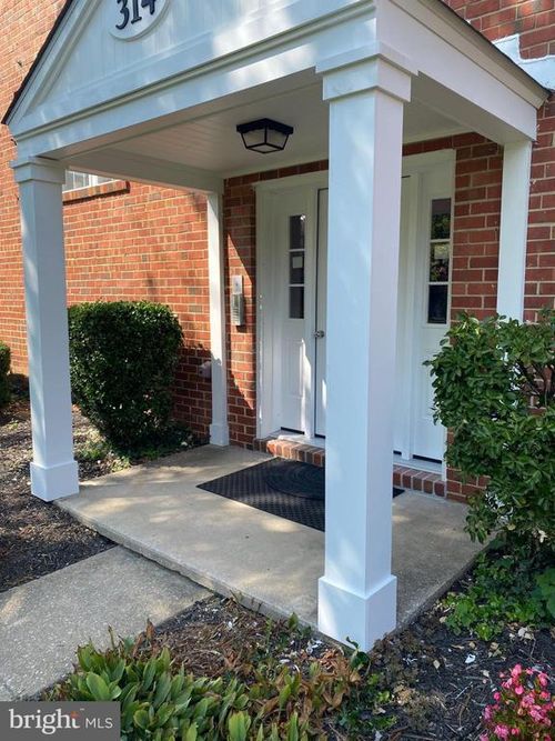 312 E Melrose Ave, BALTIMORE, MD, 21212-2911 | Card Image