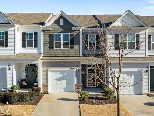 123 Liam St, Clayton, NC, 27520-5151 | Card Image