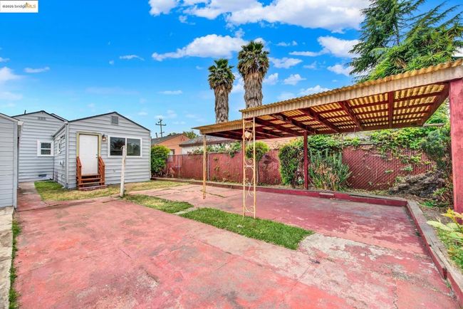 2327 99 Th Ave, House other with 2 bedrooms, 1 bathrooms and 1 parking in Oakland CA | Image 13