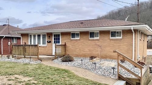 517 E Fernwood Dr, Toronto, OH, 43964-1914 | Card Image