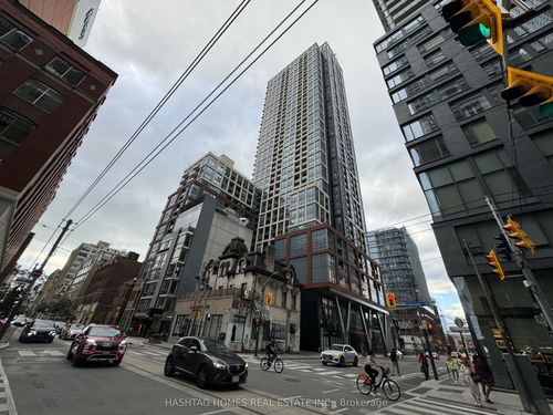 5208-108 Peter St, Toronto, ON, M5V0W2 | Card Image