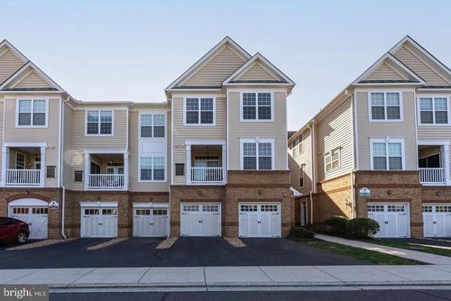 unit-107-43371 Locust Dale Ter, ASHBURN, VA, 20147-7043 | Card Image