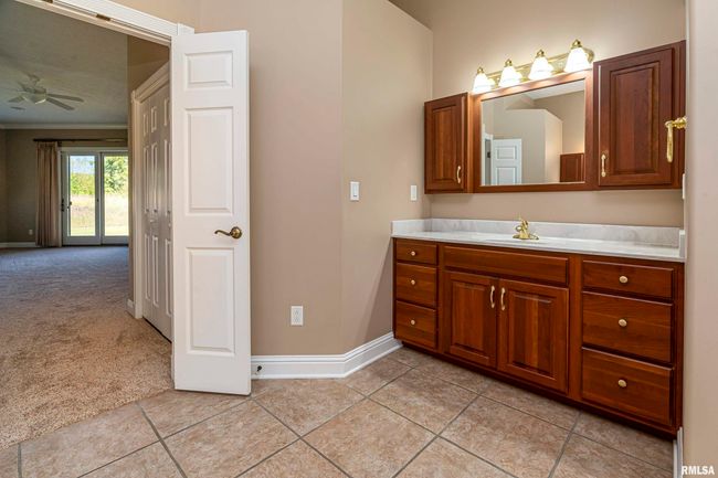 1511 Chart Hills Dr, House other with 4 bedrooms, 4 bathrooms and null parking in Marion IL | Image 27