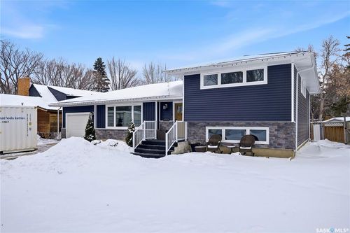 44 Hudson Dr, Regina, SK, S4S2W4 | Card Image