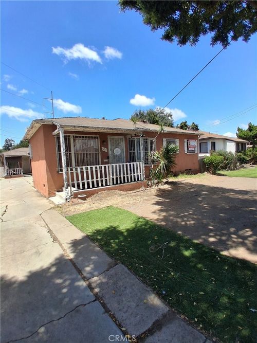 637 Hill St, Inglewood, CA, 90302-1906 | Card Image
