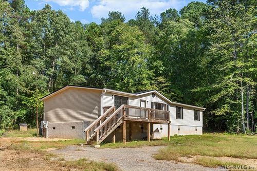 37 Brookstone Dr, La Crosse, VA, 23950-2713 | Card Image