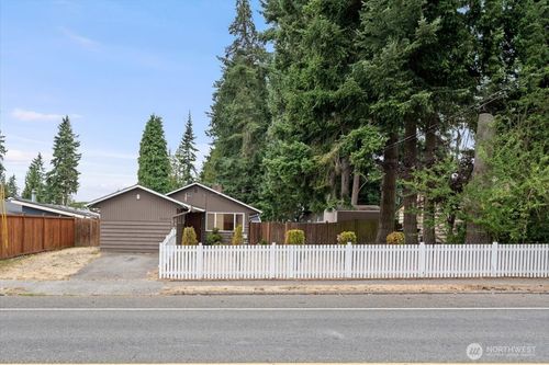 22406 56th Ave W, Mountlake Terrace, WA, 98043-3914 | Card Image