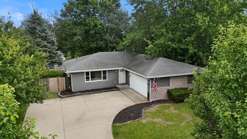 754 Longlane Rd, New Lenox, IL, 60451-9590 | Card Image