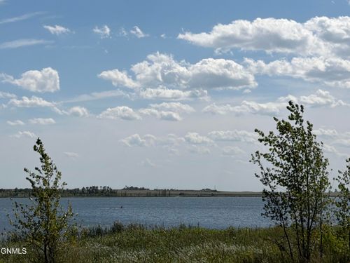 130 Round Lake Road, Pettibone, ND, 58475 | Card Image