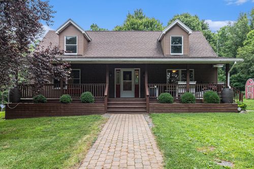 7425 Moeckel Rd, Grass Lake, MI, 49240-9253 | Card Image
