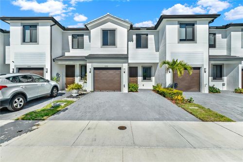 18981-18981 Sw 344th Ter, Homestead, FL, 33034-5429 | Card Image