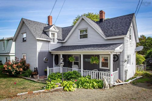 188 King St, Digby, NS, B0V1A0 | Card Image