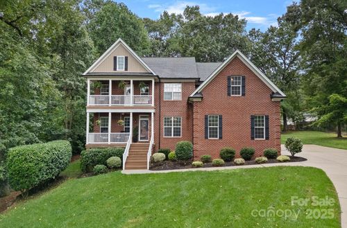 323 Laurel Crest Dr, Kannapolis, NC, 28081-9090 | Card Image