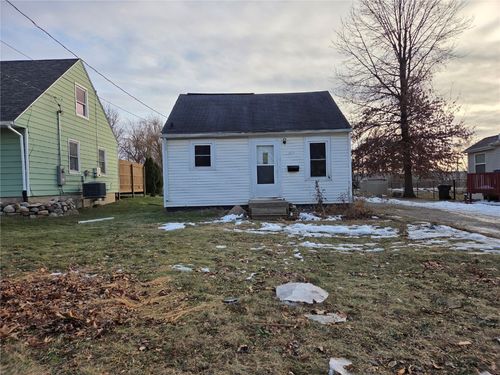 1517 34th St Ne, Cedar Rapids, IA, 52402-5535 | Card Image