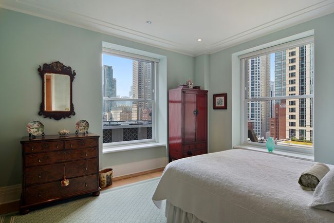 APT-16D - 159 E Walton Pl, Condo with 2 bedrooms, 2 bathrooms and 1 parking in CHICAGO IL | Image 16