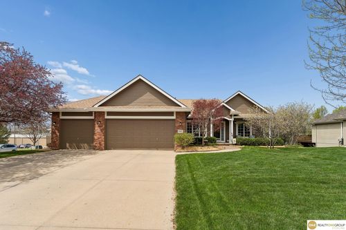 4004 N 154 Avenue, Omaha, NE, 68116 | Card Image