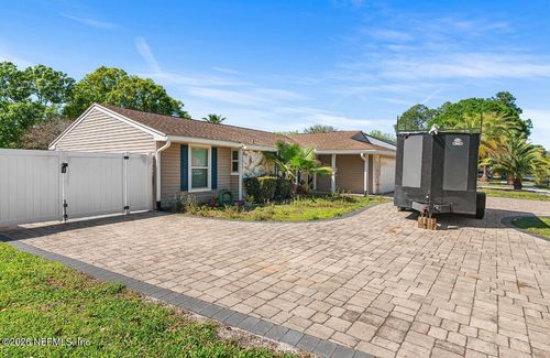 11048 Buggy Whip Dr, JACKSONVILLE, FL, 32257-3639 | Card Image