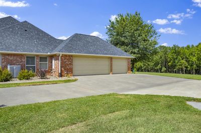 340 Private Road 5291, House other with 3 bedrooms, 3 bathrooms and null parking in Yantis TX | Image 3