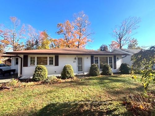 20 Bayview Dr, Bobcaygeon, ON, K0M1A0 | Card Image