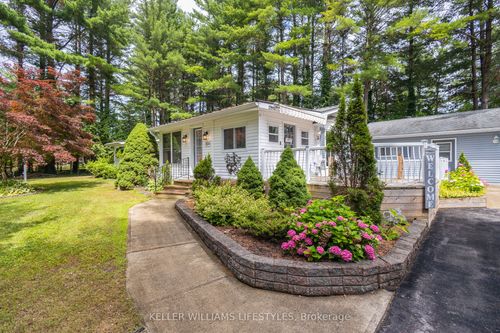 314 Black Spruce Dr, Huron, ON, N0M1G0 | Card Image