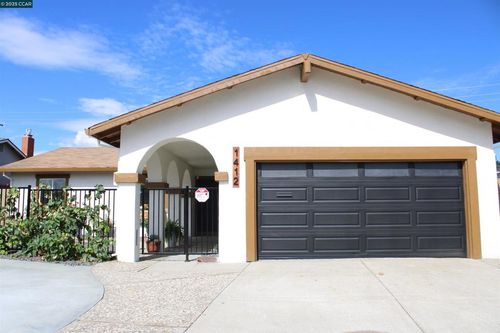 1412 Buchanan Rd, Antioch, CA, 94509-4224 | Card Image